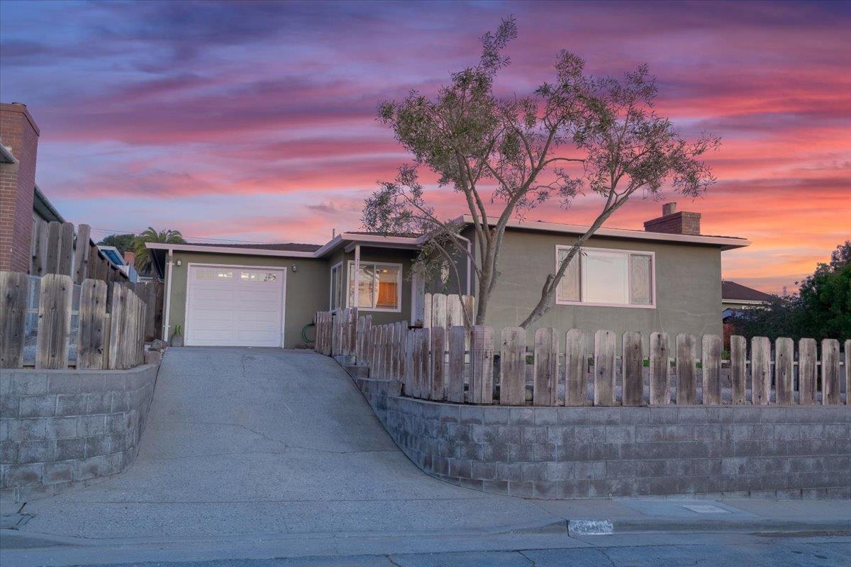 1610 Soto Street Seaside, CA 93955 - Photo 2 of 20 a front view of a house with garden