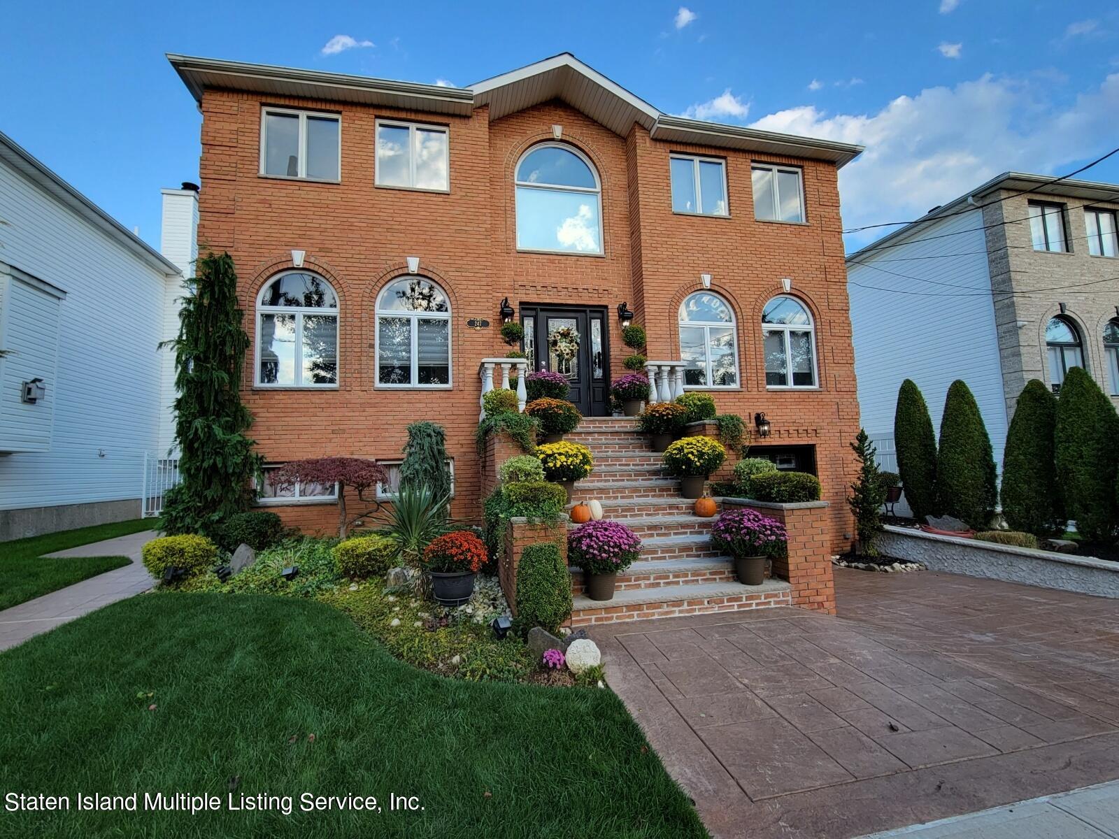 247 Swinnerton Street, Staten Island, NY 10307 Compass