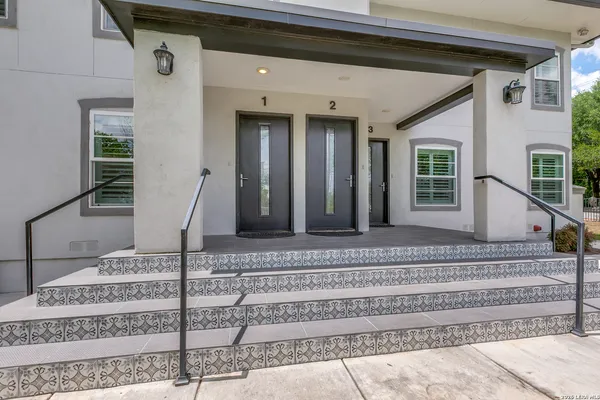 $2,500 | 488 East Olmos Drive, Unit 1, Olmos Park, TX 78212