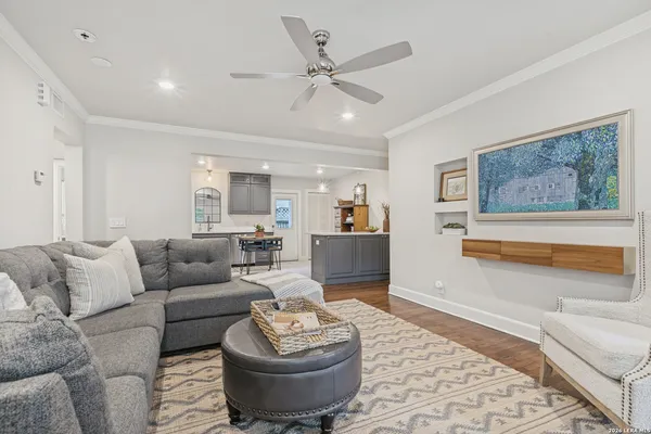 $2,500 | 488 East Olmos Drive, Unit 1, Olmos Park, TX 78212