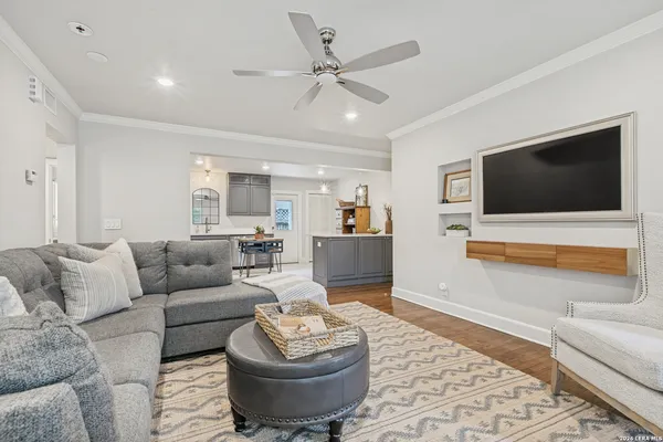 $2,500 | 488 East Olmos Drive, Unit 1, Olmos Park, TX 78212