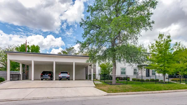 $2,500 | 488 East Olmos Drive, Unit 1, Olmos Park, TX 78212