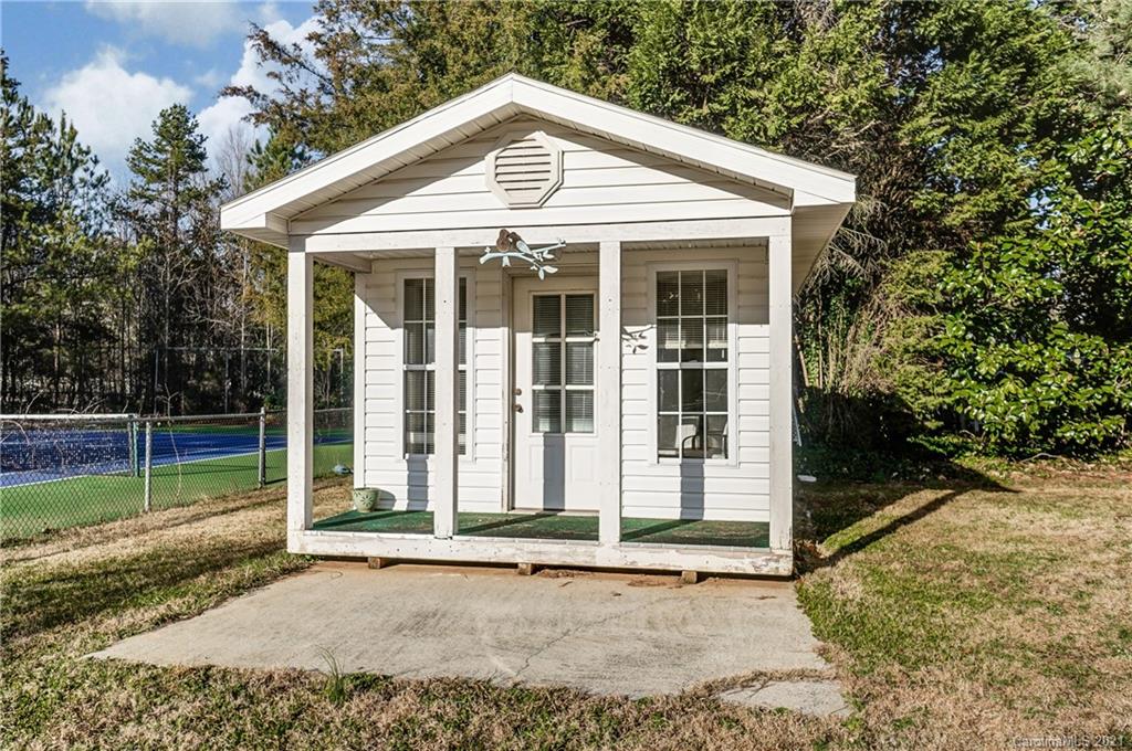 1338 Sunset Road Charlotte, NC 28216 - Photo 35 of 40 Gallery Image 35