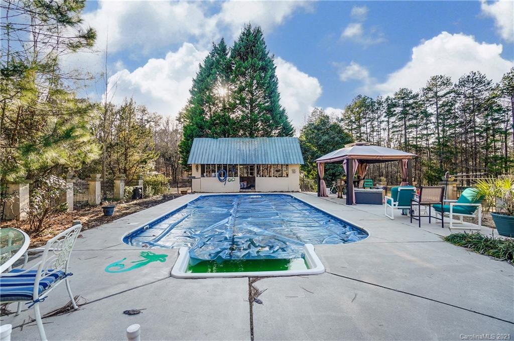 1338 Sunset Road Charlotte, NC 28216 - Photo 40 of 40 Gallery Image 40