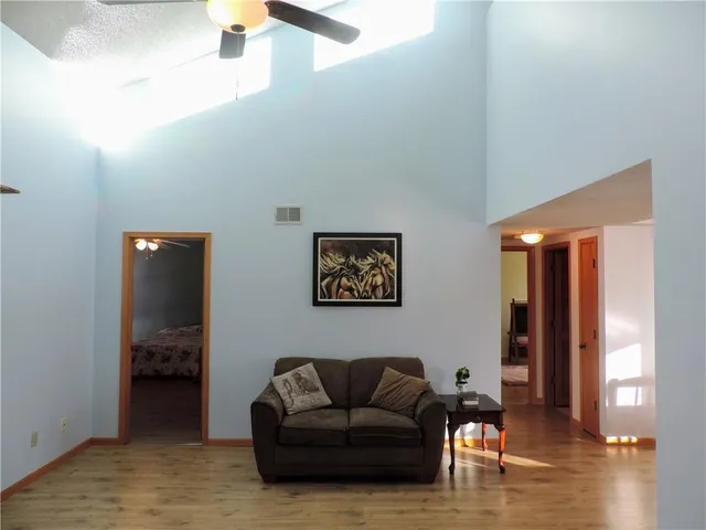 $134,000 | 12310 East 43rd Street South, Unit B10, Independence, MO 64055