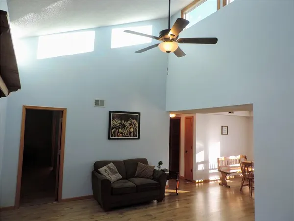 $132,000 | 12310 East 43rd Street South, Unit B10, Independence, MO 64055