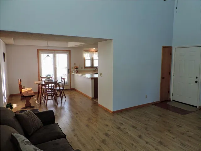 $134,000 | 12310 East 43rd Street South, Unit B10, Independence, MO 64055