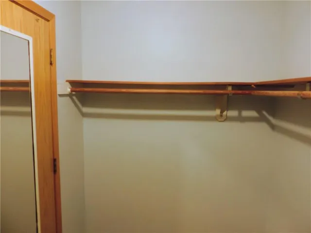 $134,000 | 12310 East 43rd Street South, Unit B10, Independence, MO 64055