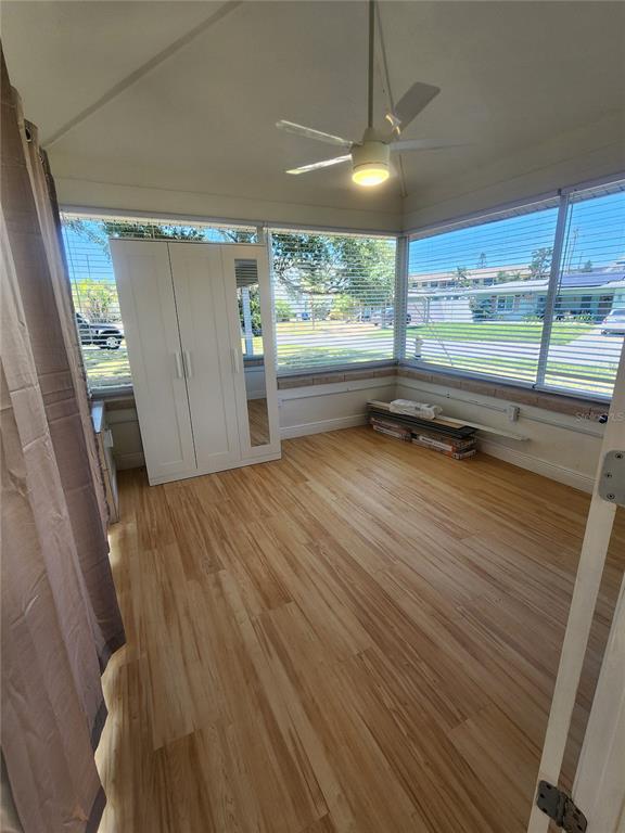 2494 Del Rio Way Dunedin, FL 34698 - Photo 16 of 26