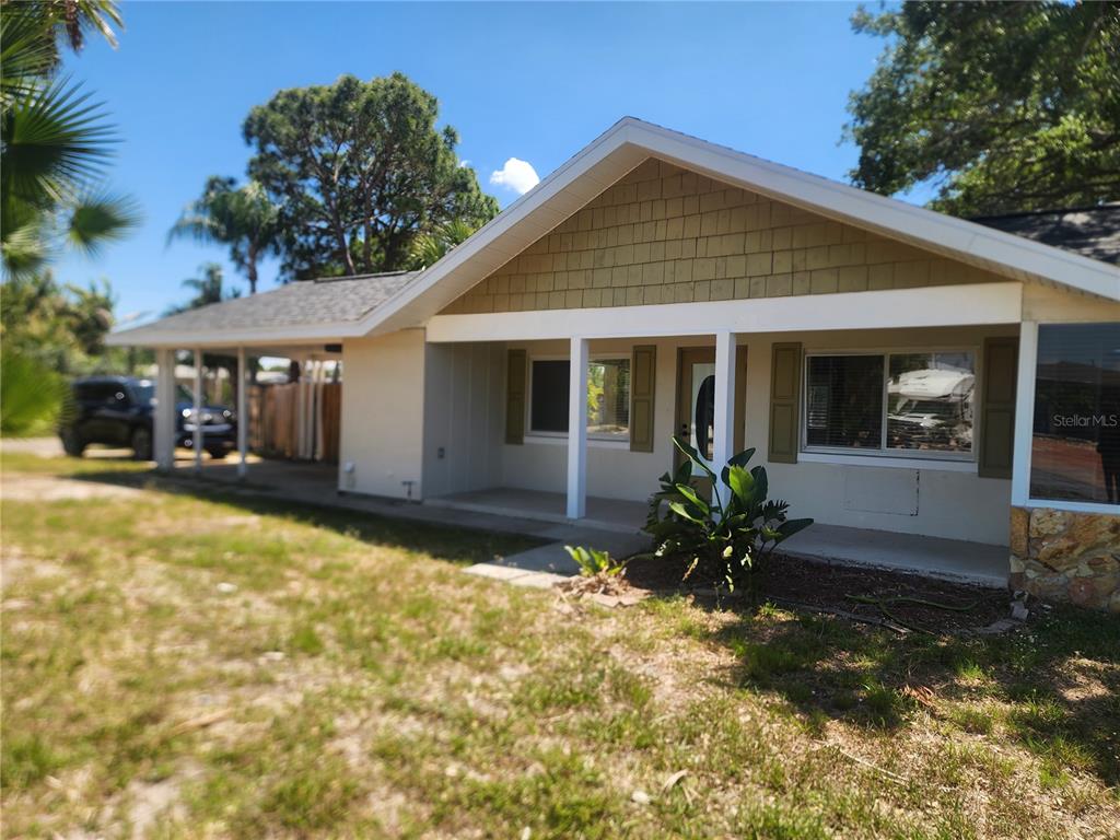 2494 Del Rio Way Dunedin, FL 34698 - Photo 3 of 26