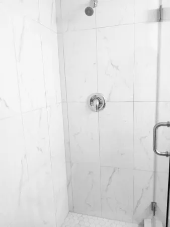 a close view of sink