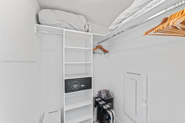 $6,000 | 4010 South Ocean Drive, Unit R2505, Hollywood, FL 33019