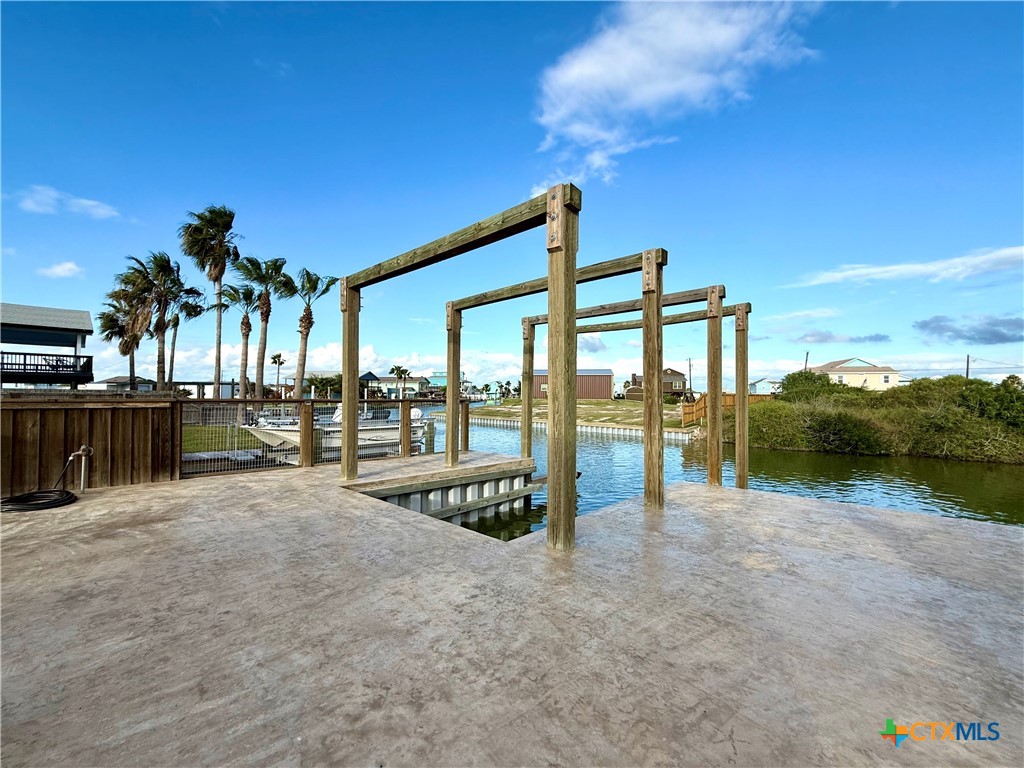 127 Copano Cove Road Rockport, TX 78382 - Photo 4 of 28