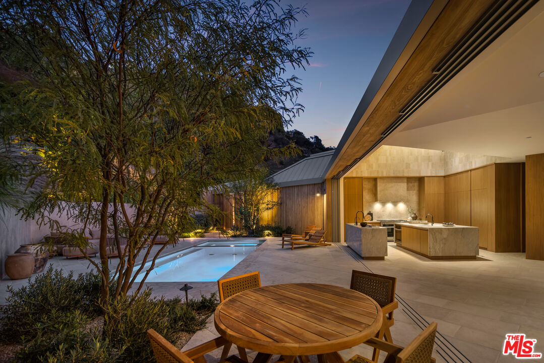 1600 Rising Glen Road Los Angeles, CA 90069 - Photo 13 of 28 a outdoor space with furniture