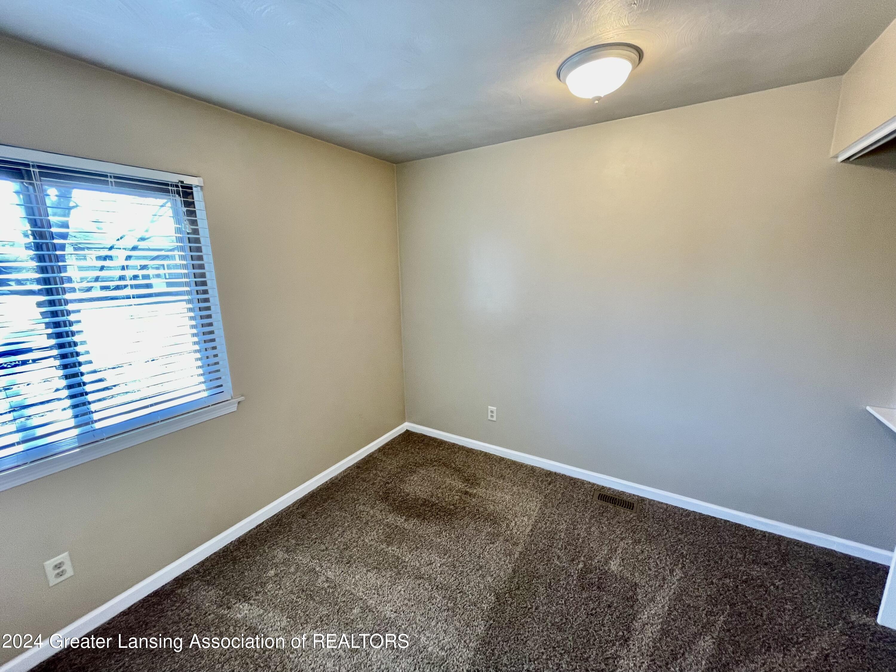 230 Raritan Road Lansing, MI 48911 - Photo 12 of 28 Bedroom 2