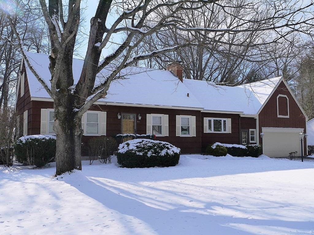 44 Robbins Road Keene, NH 03431 - Photo 1 of 32