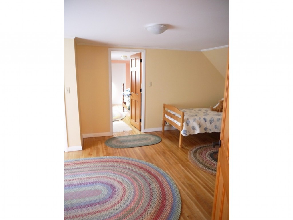 44 Robbins Road Keene, NH 03431 - Photo 19 of 32