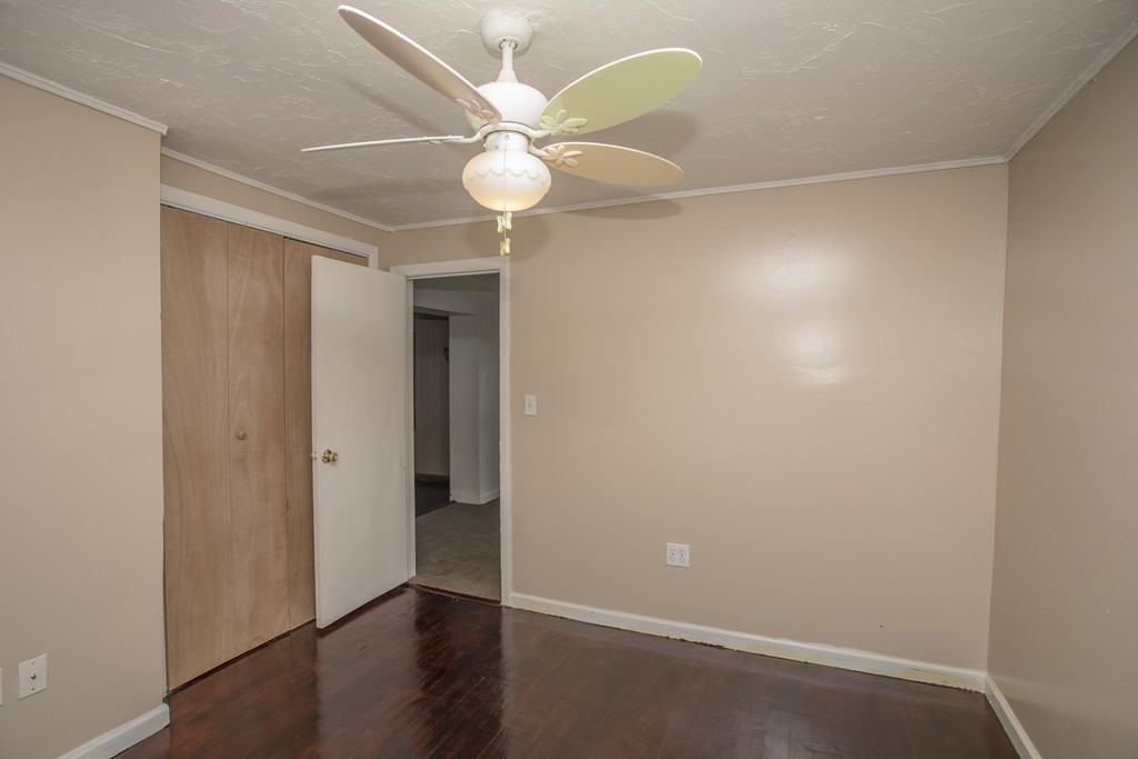 511 Slocum Road Dartmouth, MA 02747 - Photo 16 of 26 Gallery Image 16