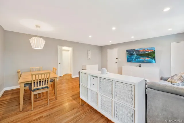 $425,000 | 199-16 21st Avenue, Unit 1336 | Clearview