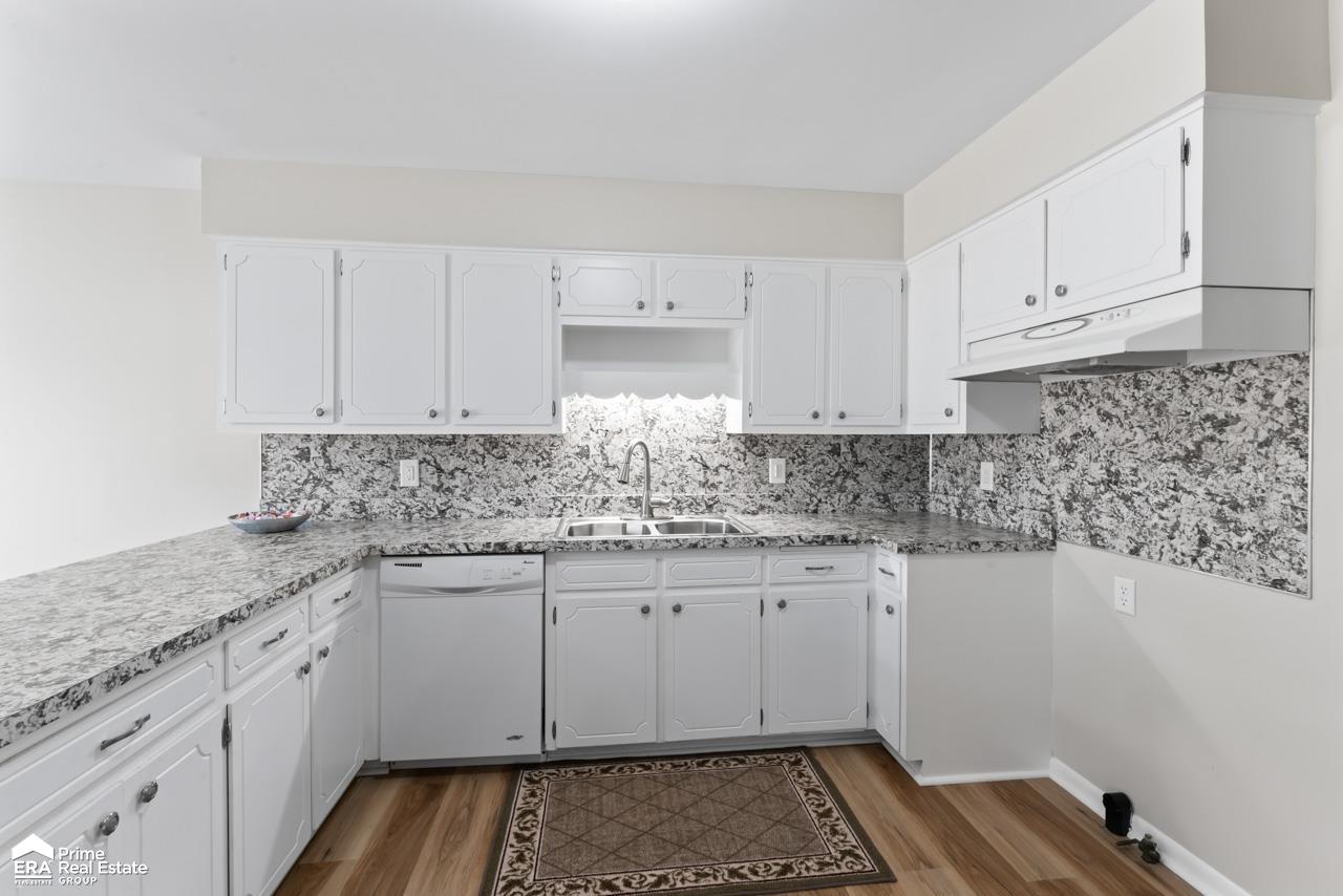 6624 Rustic Ridge Trail Grand Blanc, MI 48439 - Photo 6 of 36 50173237-8704a929-55e3-45f0-ae92-e3ddad31abc3.JPG