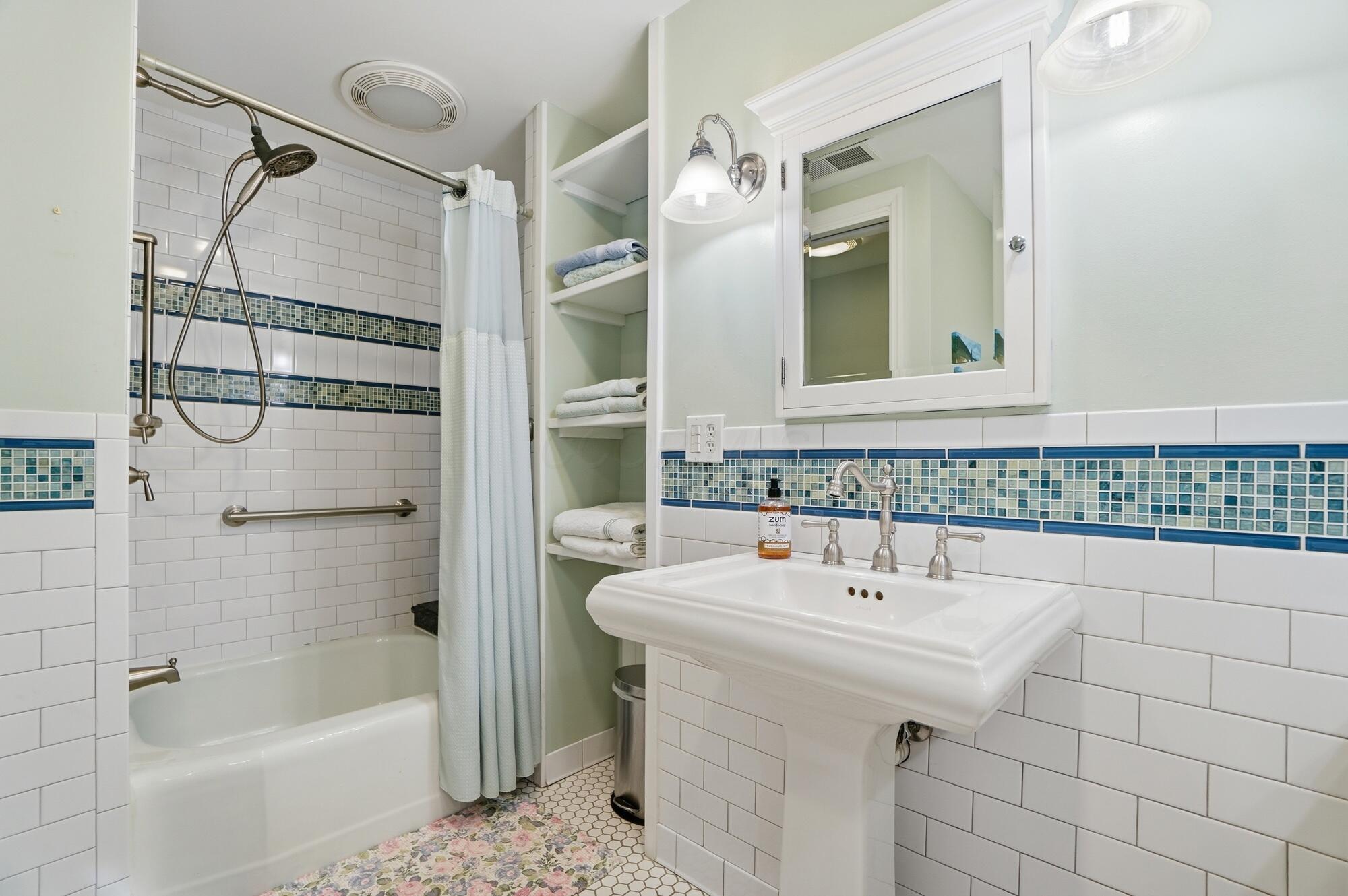 2231 Inchcliff Road Columbus, OH 43221 - Photo 77 of 120