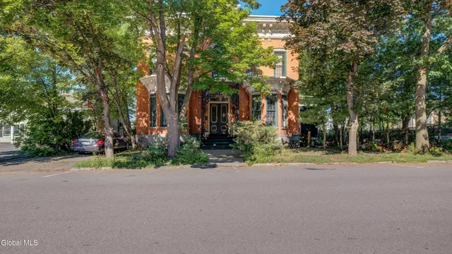 $349,900 | 5 South William Street, Johnstown, NY 12095