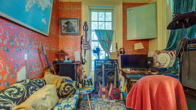 $349,900 | 5 South William Street, Johnstown, NY 12095