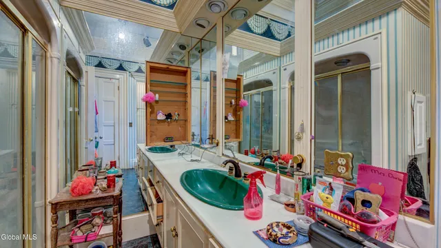 $349,900 | 5 South William Street, Johnstown, NY 12095