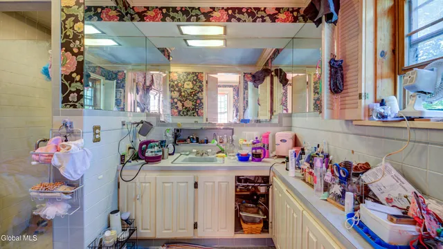 $349,900 | 5 South William Street, Johnstown, NY 12095