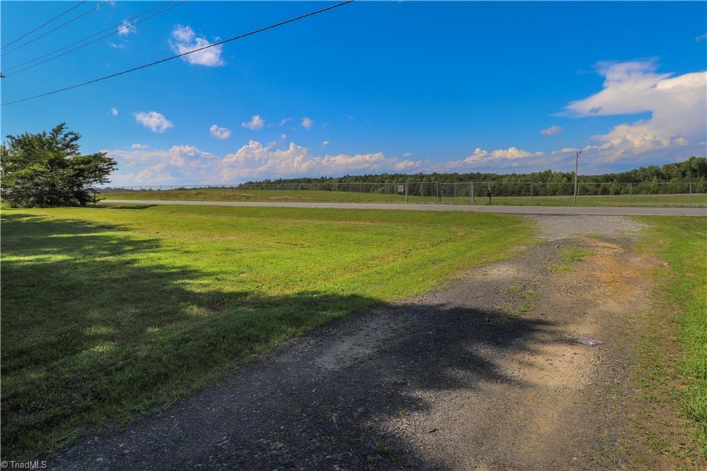 2556 Settle Bridge Road Stoneville, NC 27048 - Photo 30 of 30 Gallery Image 30