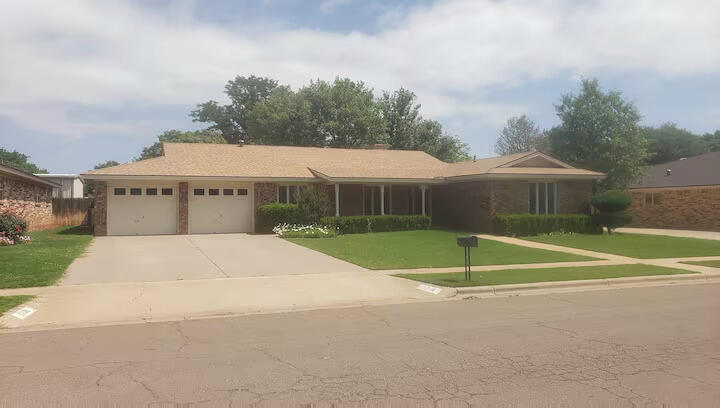 5708 77th Street Lubbock, TX 79424 - Photo 1 of 38 34