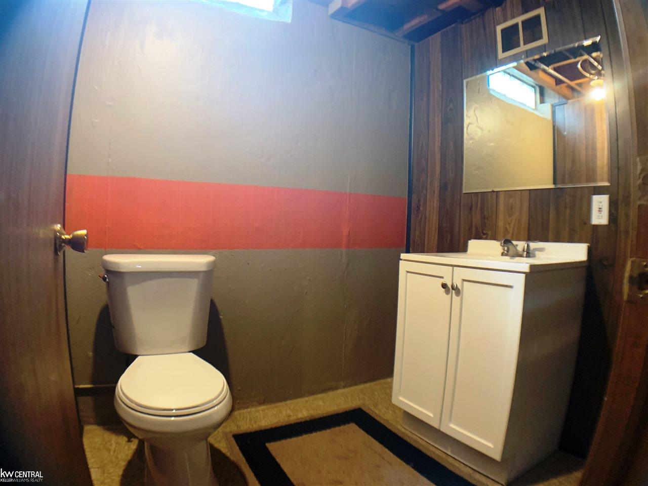 34641 Greentrees Road Sterling Heights, MI 48312 - Photo 15 of 28 50035537-14.JPG