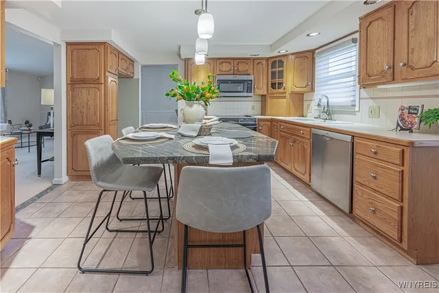 $399,000 | 91 Obrien Drive, Lockport City, NY 14094