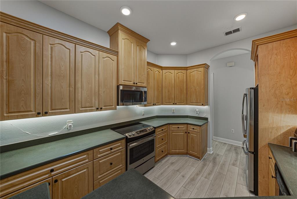 8725 Mississippi Run Spring Hill, FL 34613 - Photo 22 of 72