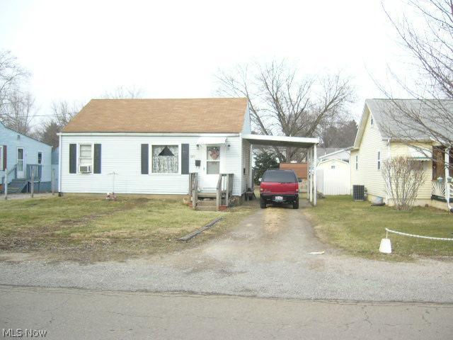 717 Alfred Street Zanesville, OH 43701 - Photo 1 of 1