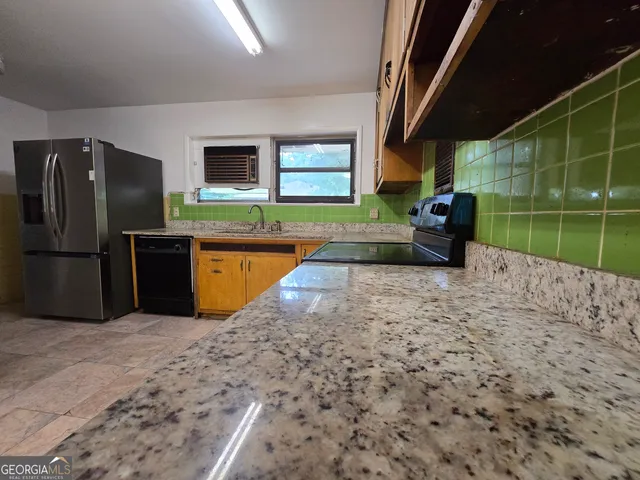 $295,000 | 351 Colorado Avenue, Hapeville, GA 30354