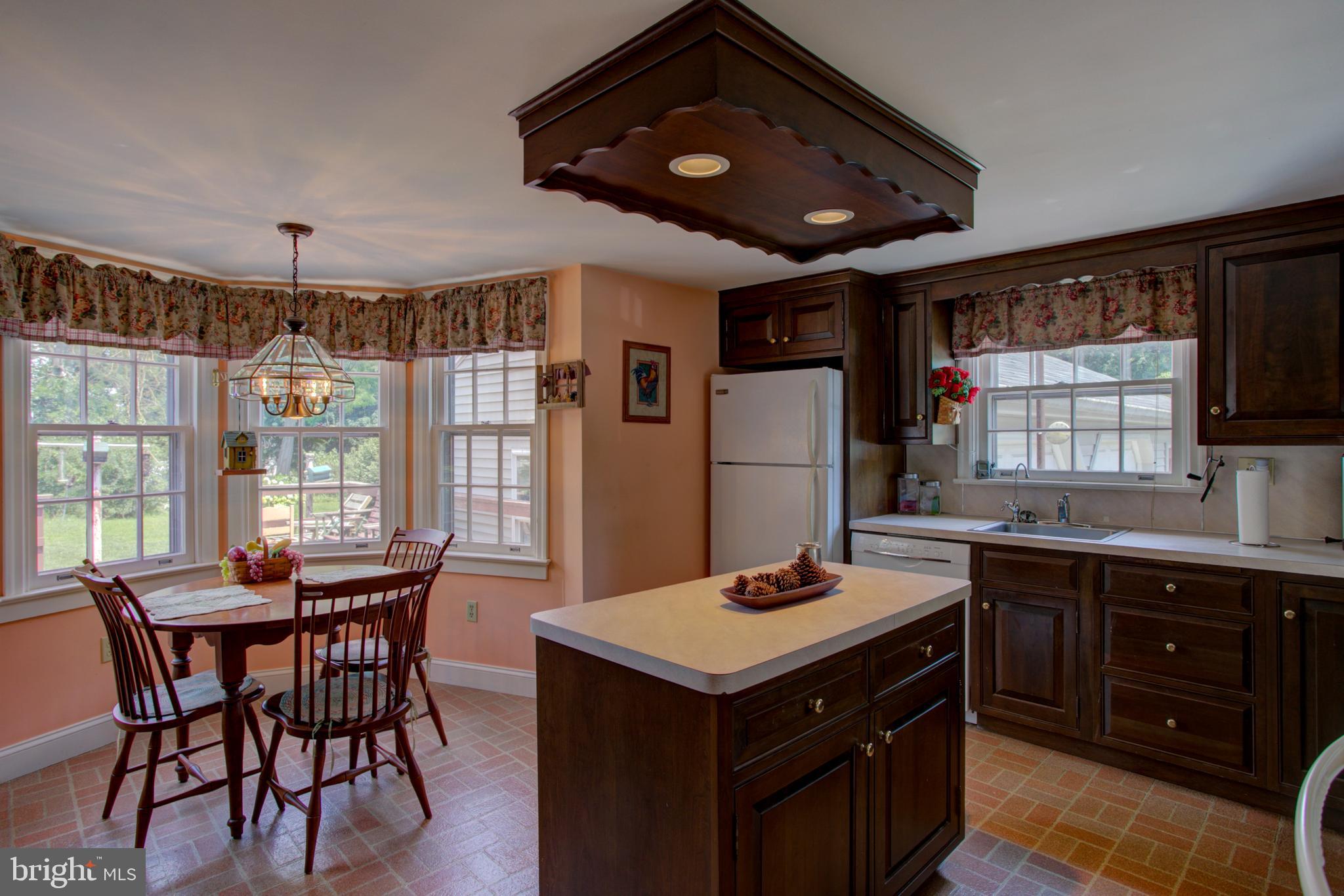 33 Leacock Road Paradise, PA 17562 - Photo 7 of 43 Gallery Image 7