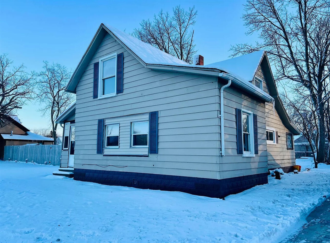 3118 North Water Street Bay City, MI 48708 - Photo 1 of 5