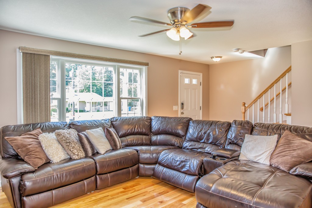 44 Jordan Street Springfield, MA 01129 - Photo 11 of 28 Gallery Image 11