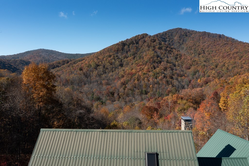 398 Phoenix Ridge Road Jefferson, NC 28640 - Photo 3 of 46 Gallery Image 3