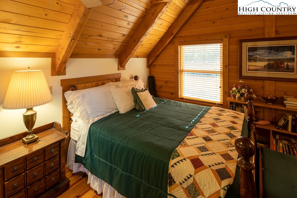 398 Phoenix Ridge Road Jefferson, NC 28640 - Photo 34 of 46 Gallery Image 34