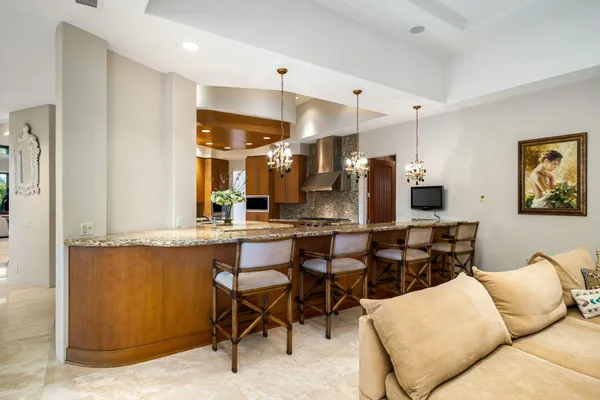 $4,750,000 | 9 Serrano Way, Rancho Mirage, CA 92270