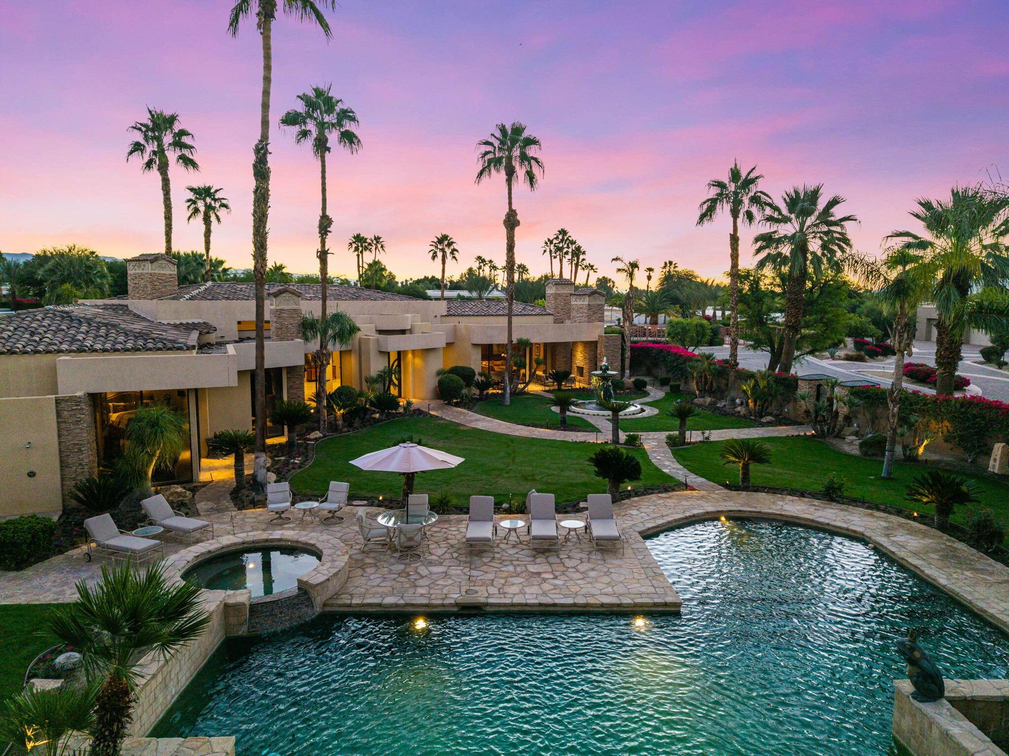 9 Serrano Way Rancho Mirage, CA 92270 - Photo 2 of 57 54-web-or-mls-JBSerrano_OPMG_1125_054