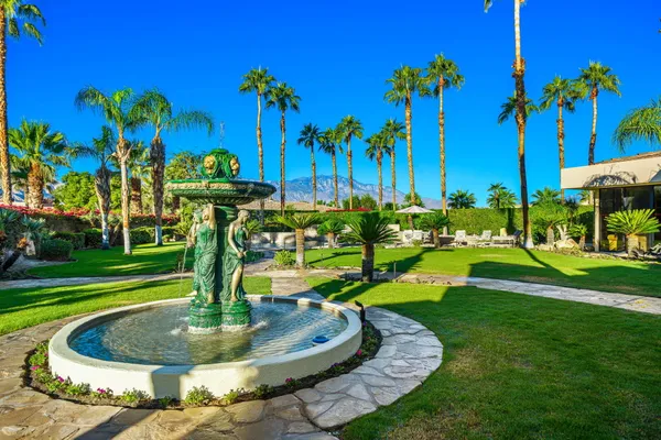 $4,750,000 | 9 Serrano Way, Rancho Mirage, CA 92270
