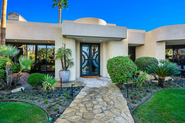 $4,750,000 | 9 Serrano Way, Rancho Mirage, CA 92270