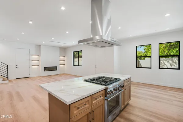 $5,850 | 2821 Los Robles Road, Thousand Oaks, CA 91362