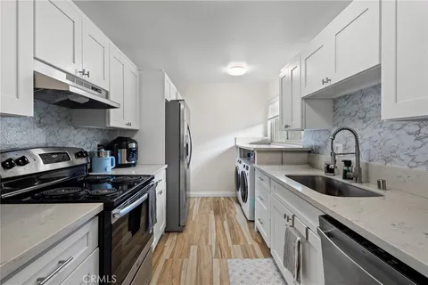 $599,000 | 4714 Park Granada, Unit 203, Calabasas, CA 91302