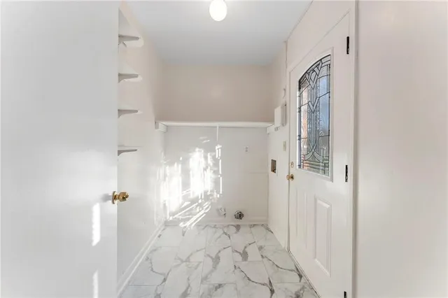 $2,400 | 320 Crossville Court, Roswell, GA 30076