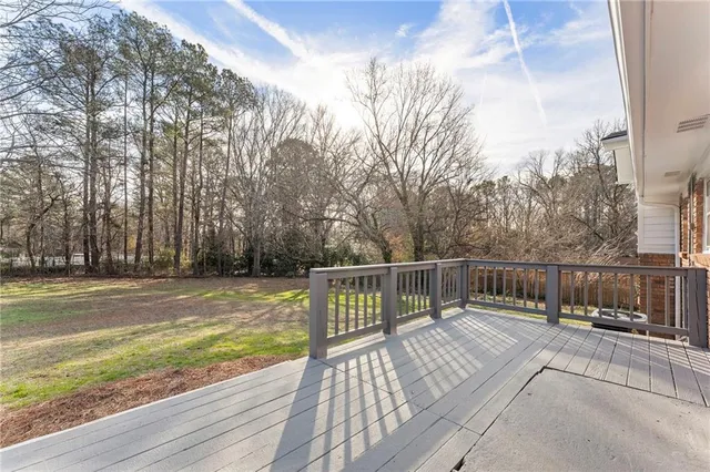 $2,400 | 320 Crossville Court, Roswell, GA 30076