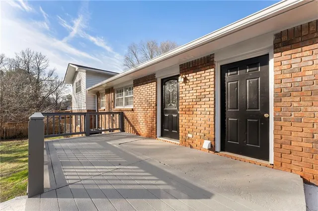 $2,400 | 320 Crossville Court, Roswell, GA 30076